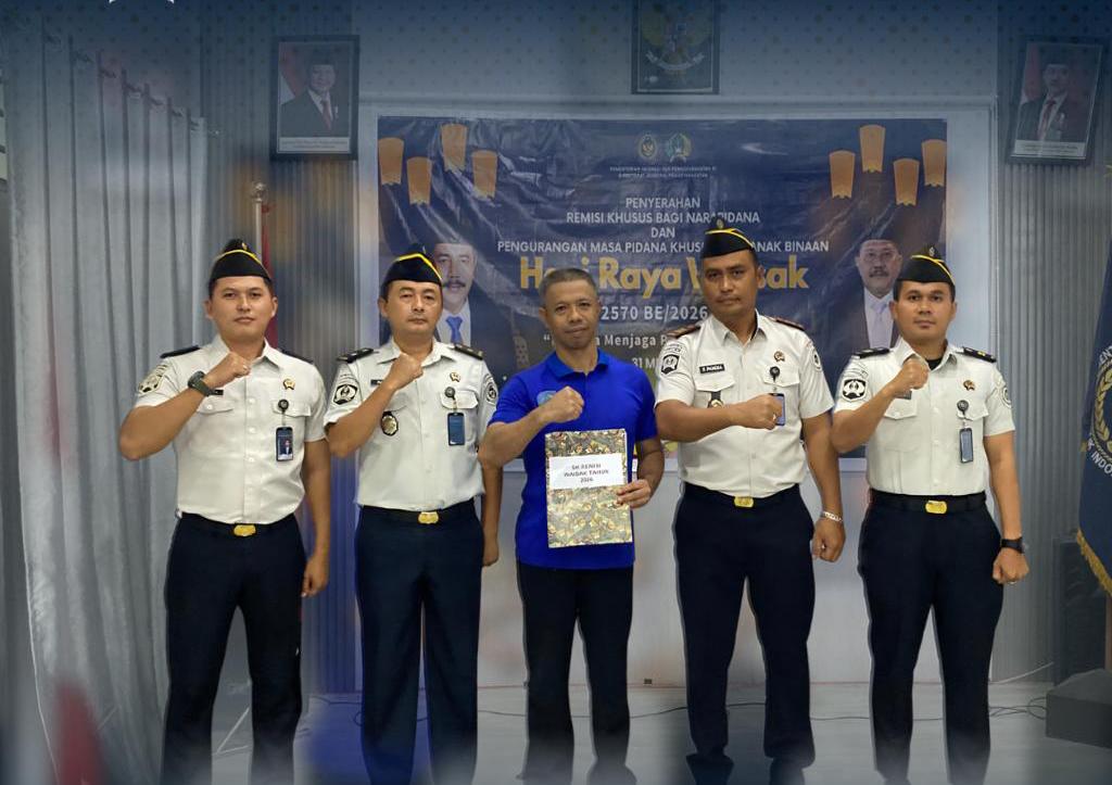 Satu Warga Binaan Rutan Tanjung Pura Terima Remisi Khusus Waisak 2026