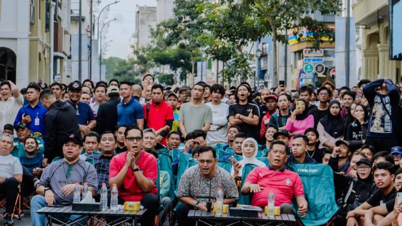 Rico Waas Nobar Piala Dunia Bersama Warga di CFD Kesawan, Ajak Generasi Muda Gemar Berolahraga