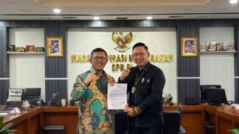 Ketua DPRD Kota Medan Teruskan Aspirasi Mahasiswa kepada Pimpinan Badan Aspirasi Masyarakat DPR RI