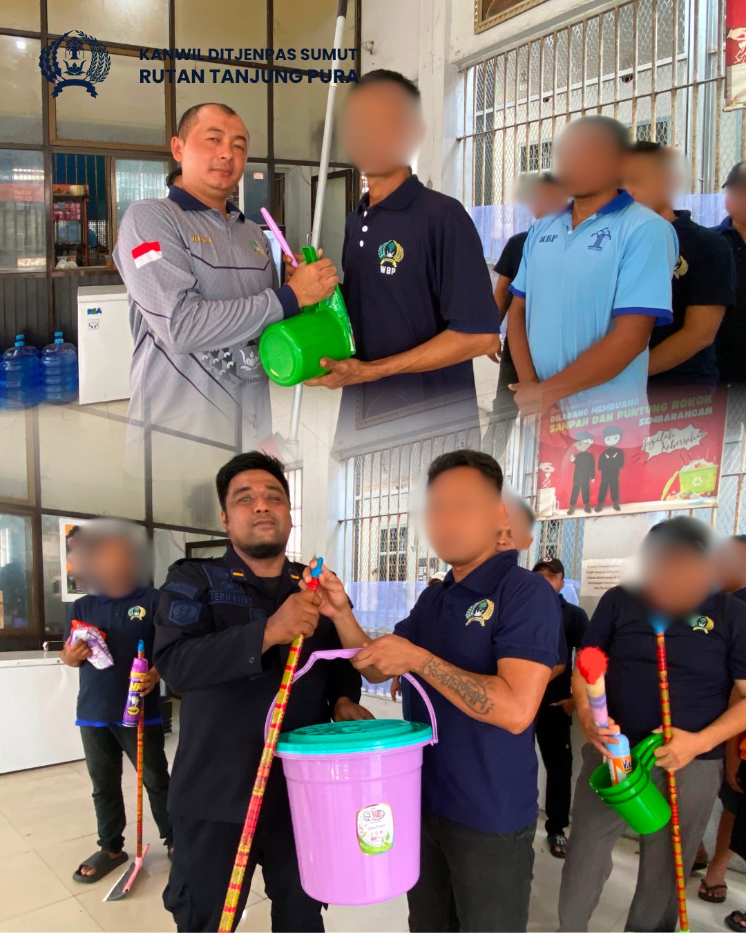 Wujud Nyata Kepedulian Rutan Tanjung Pura Bagikan Alat-alat Kebersihan Kepada Warga Binaan